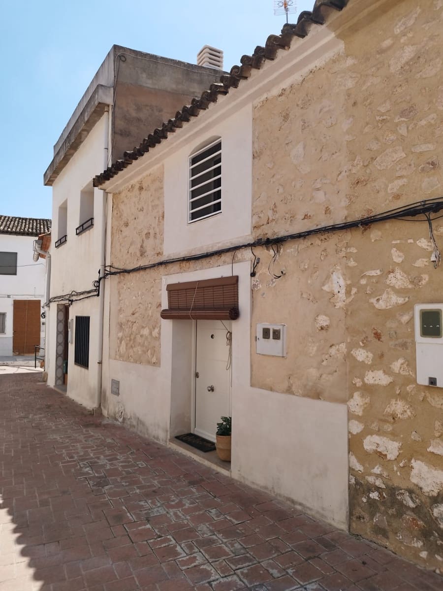2 bedroom Townhouse for sale in La Font d'En Carros - € 115,000 (Ref: 9764746)