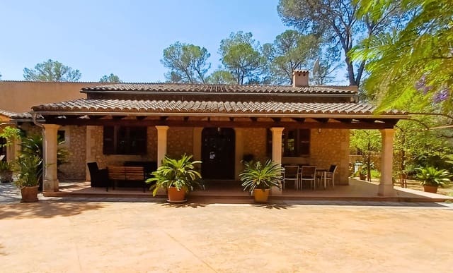 Finca/Maison de Campagne de 3 chambres à louer à Costitx - 2 800 € (Ref: 9699215)