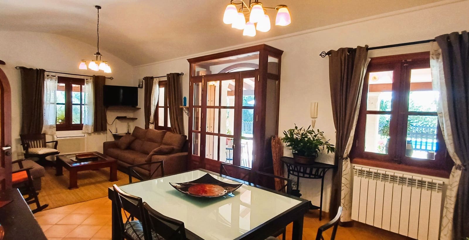 5 bedroom Finca/Country House for rent in Costitx with pool - € 3,500 (Ref: 9699219)