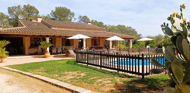 Finca/Maison de Campagne de 5 chambres à louer à Costitx avec piscine - 3 500 € (Ref: 9699219)