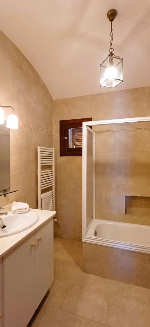 5 bedroom Finca/Country House for rent in Costitx with pool - € 3,500 (Ref: 9699219)