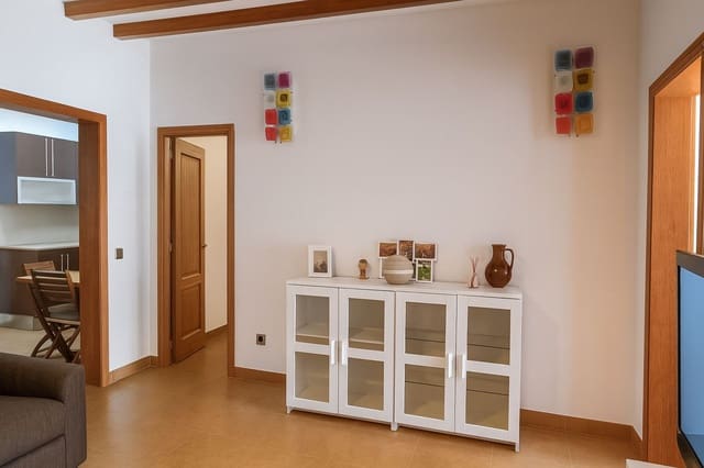 Apartment for sale in Santa Catalina, Palma de Mallorca - € 1,700,000 (Ref: 9699222)