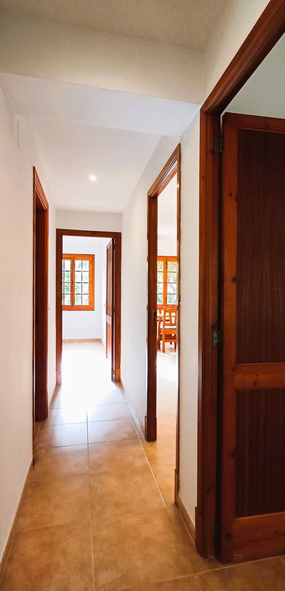 4 bedroom Apartment for rent in Palma de Mallorca - € 1,700 (Ref: 9723512)