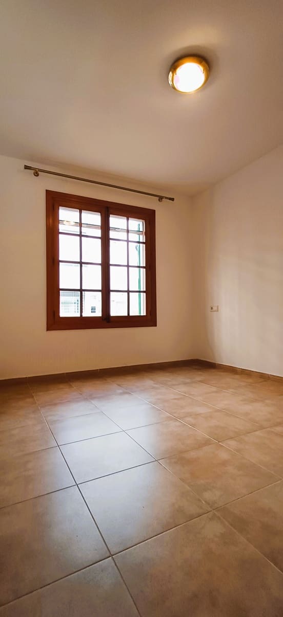 4 bedroom Apartment for rent in Palma de Mallorca - € 1,700 (Ref: 9723512)