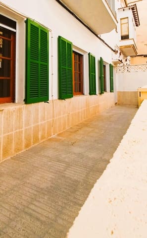 4 bedroom Apartment for rent in Son Cotoner, Palma de Mallorca - € 1,700 (Ref: 9723512)