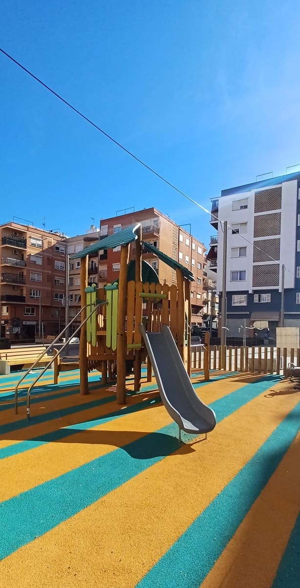 4 bedroom Apartment for rent in Palma de Mallorca - € 1,700 (Ref: 9723512)