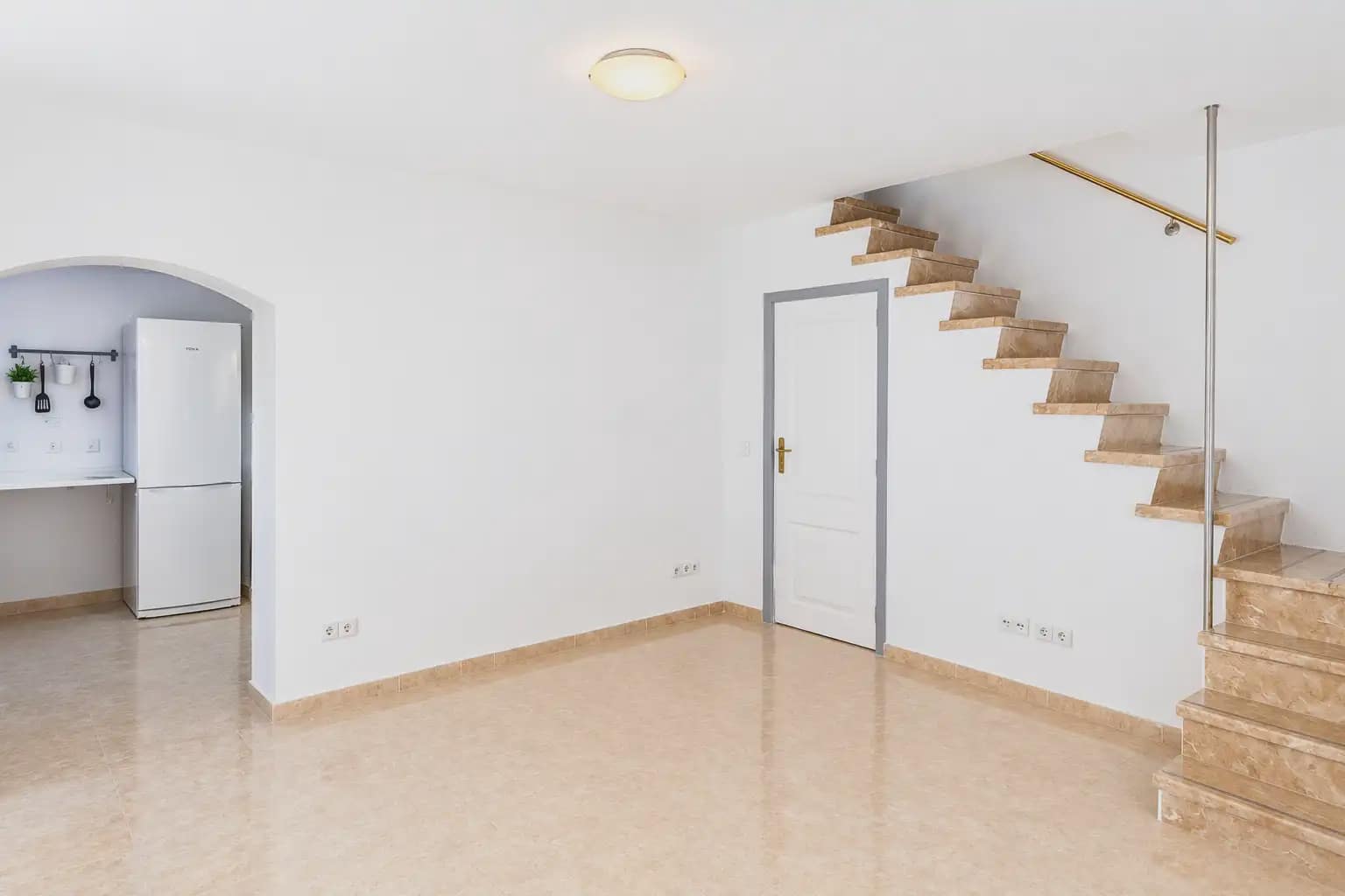 3 makuuhuone Paritalo vuokrattavana paikassa Sencelles - 1 100 € (Ref: 9770111)