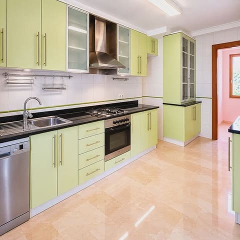 3 bedroom Flat for sale in Cal Capiscol, Palma de Mallorca with garage - € 590,000 (Ref: 9877618)