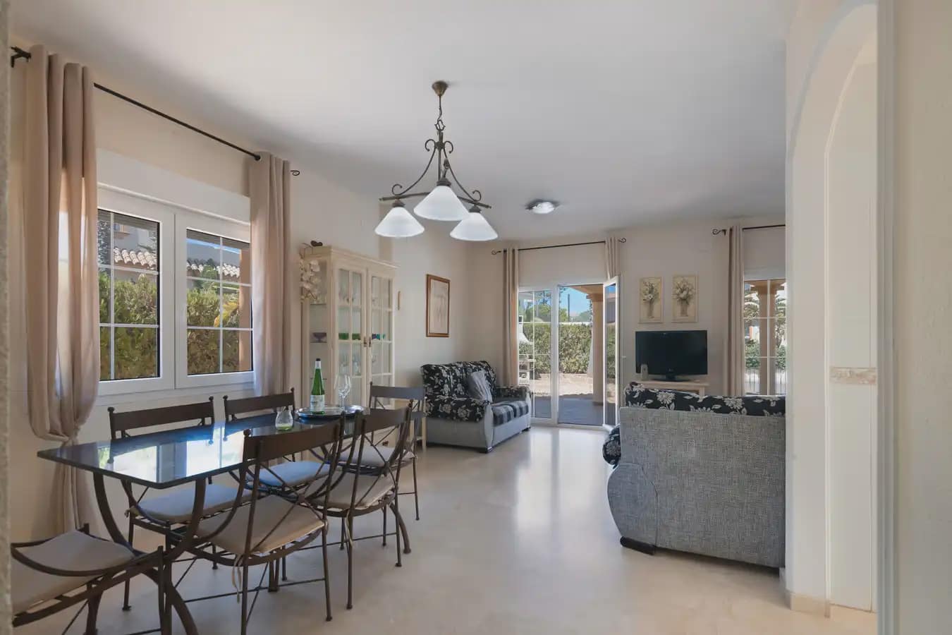 3 camera da letto Villa da affittare in Islantilla con piscina garage - 6.300 € (Rif: 9914037)