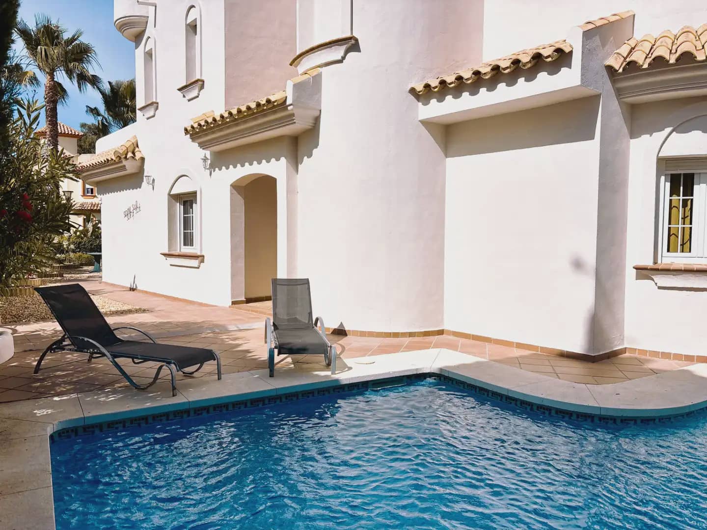 3 camera da letto Villa da affittare in Islantilla con piscina garage - 6.300 € (Rif: 9914037)