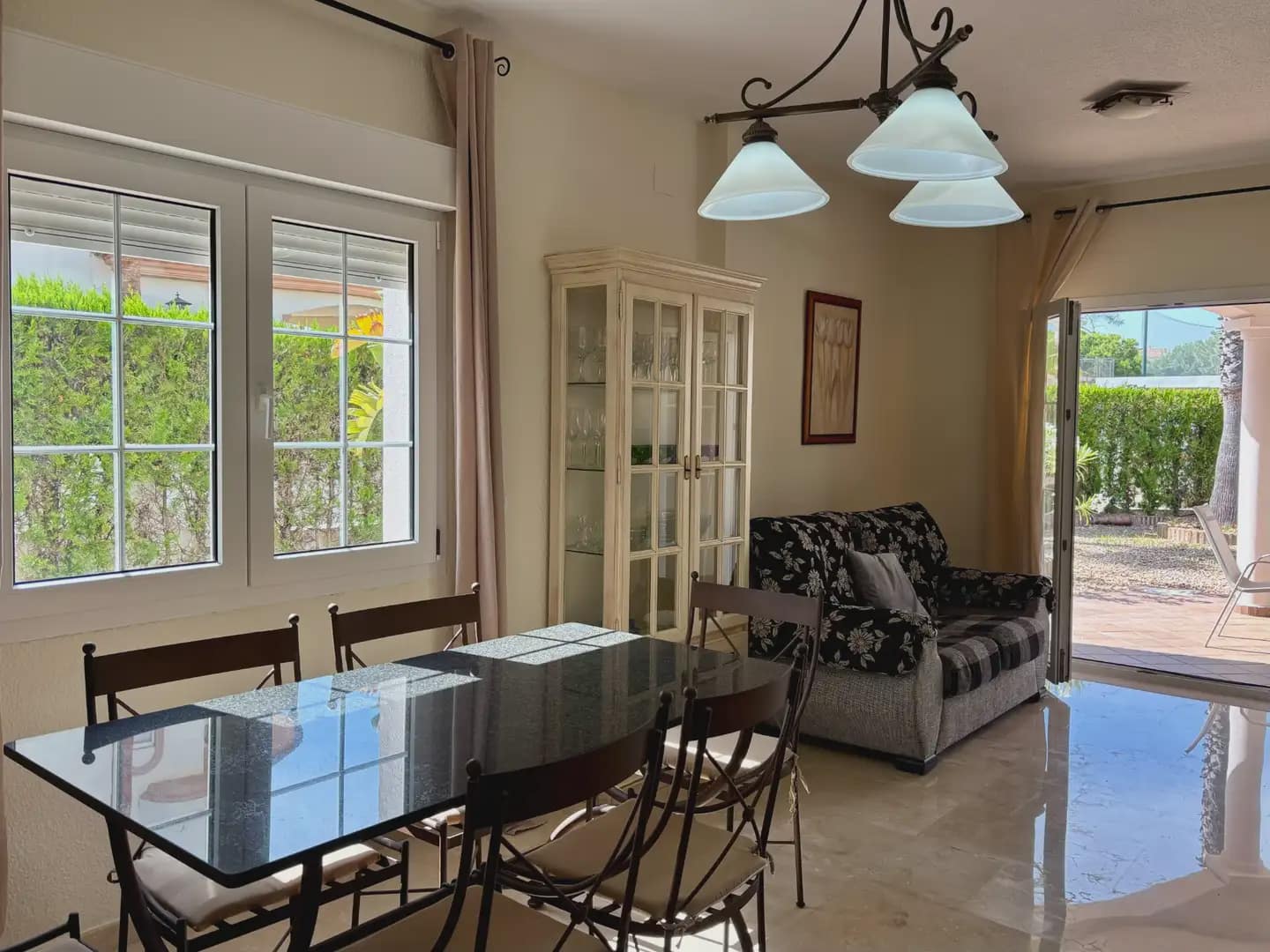 3 camera da letto Villa da affittare in Islantilla con piscina garage - 6.300 € (Rif: 9914037)