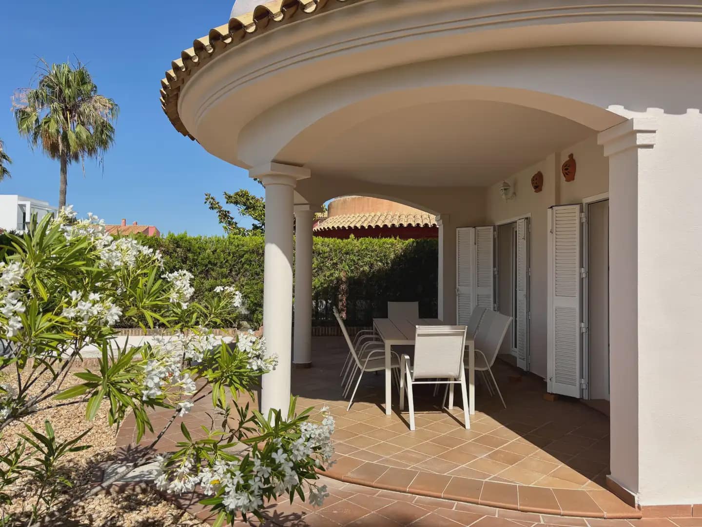 3 camera da letto Villa da affittare in Islantilla con piscina garage - 6.300 € (Rif: 9914037)