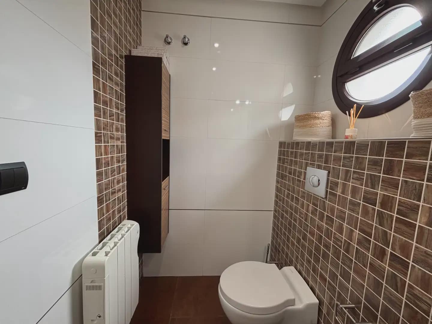 5 soverom Villa til salgs i Islantilla med svømmebasseng garasje - € 699 900 (Ref: 9914038)