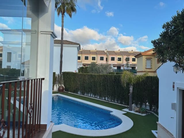 5 soverom Villa til salgs i Islantilla, Isla Cristina med svømmebasseng garasje - € 699 900 (Ref: 9914038)