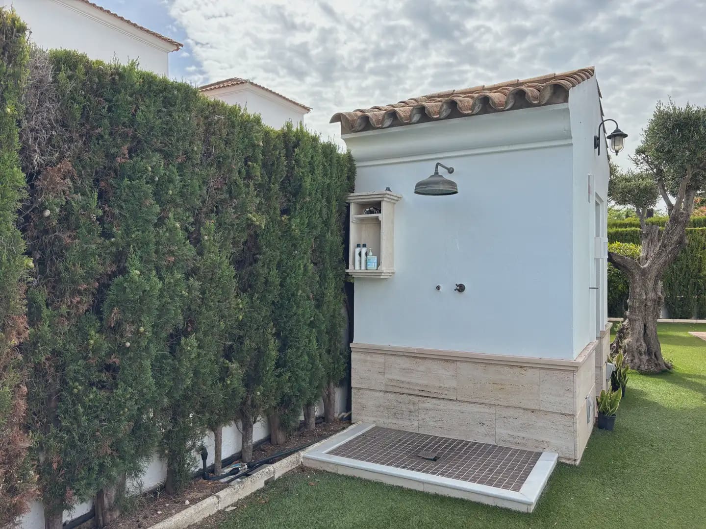 5 soverom Villa til salgs i Islantilla med svømmebasseng garasje - € 699 900 (Ref: 9914038)