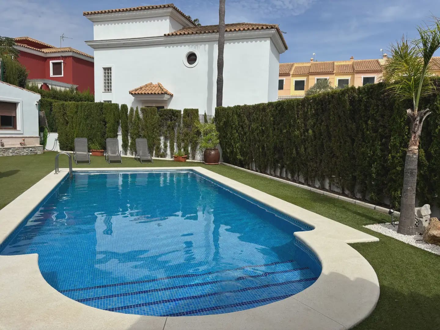 5 soverom Villa til salgs i Islantilla med svømmebasseng garasje - € 699 900 (Ref: 9914038)