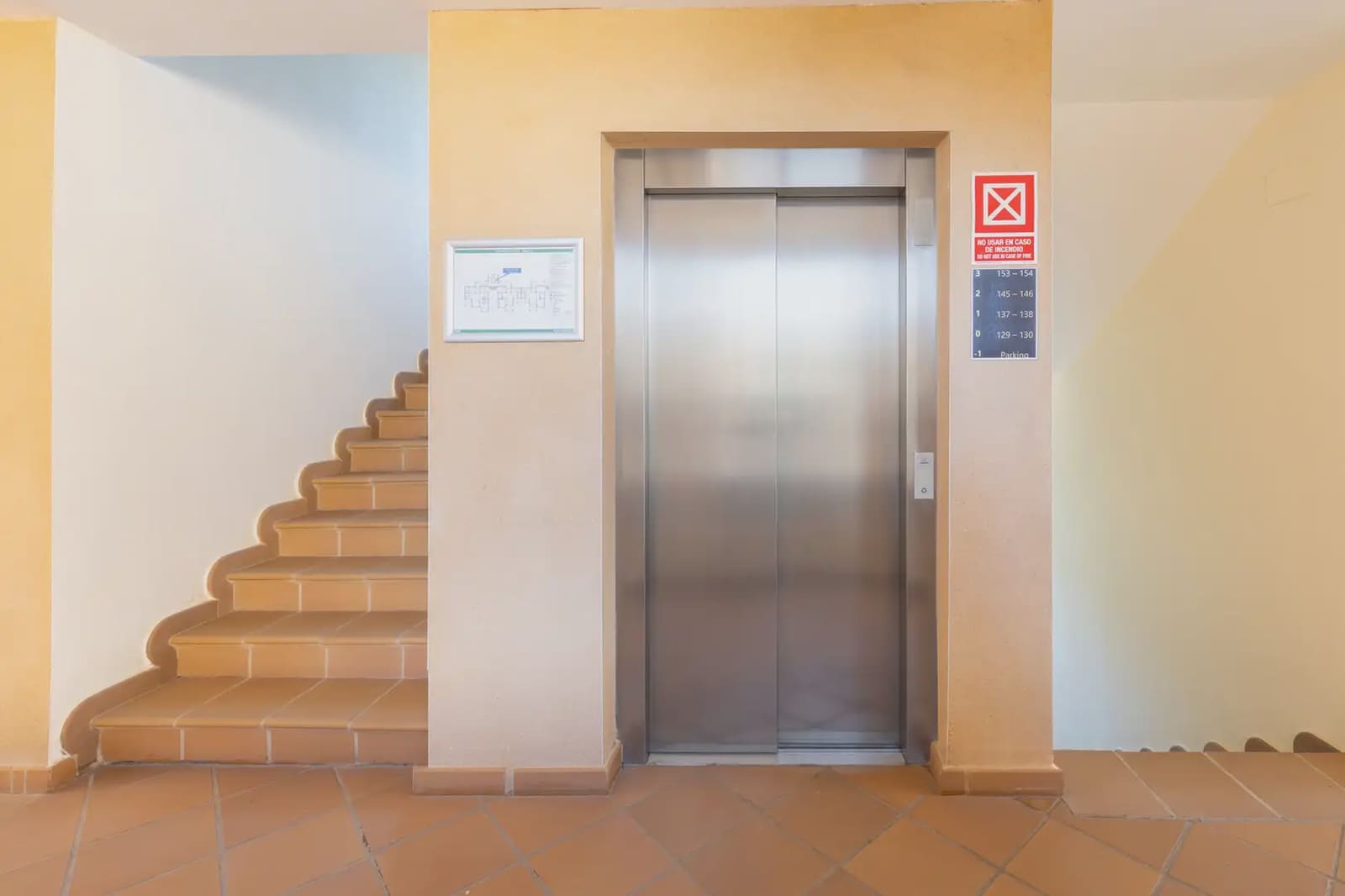 Apartamento de 2 habitaciones en Islantilla en alquiler - 2.000 € (Ref: 9914039)