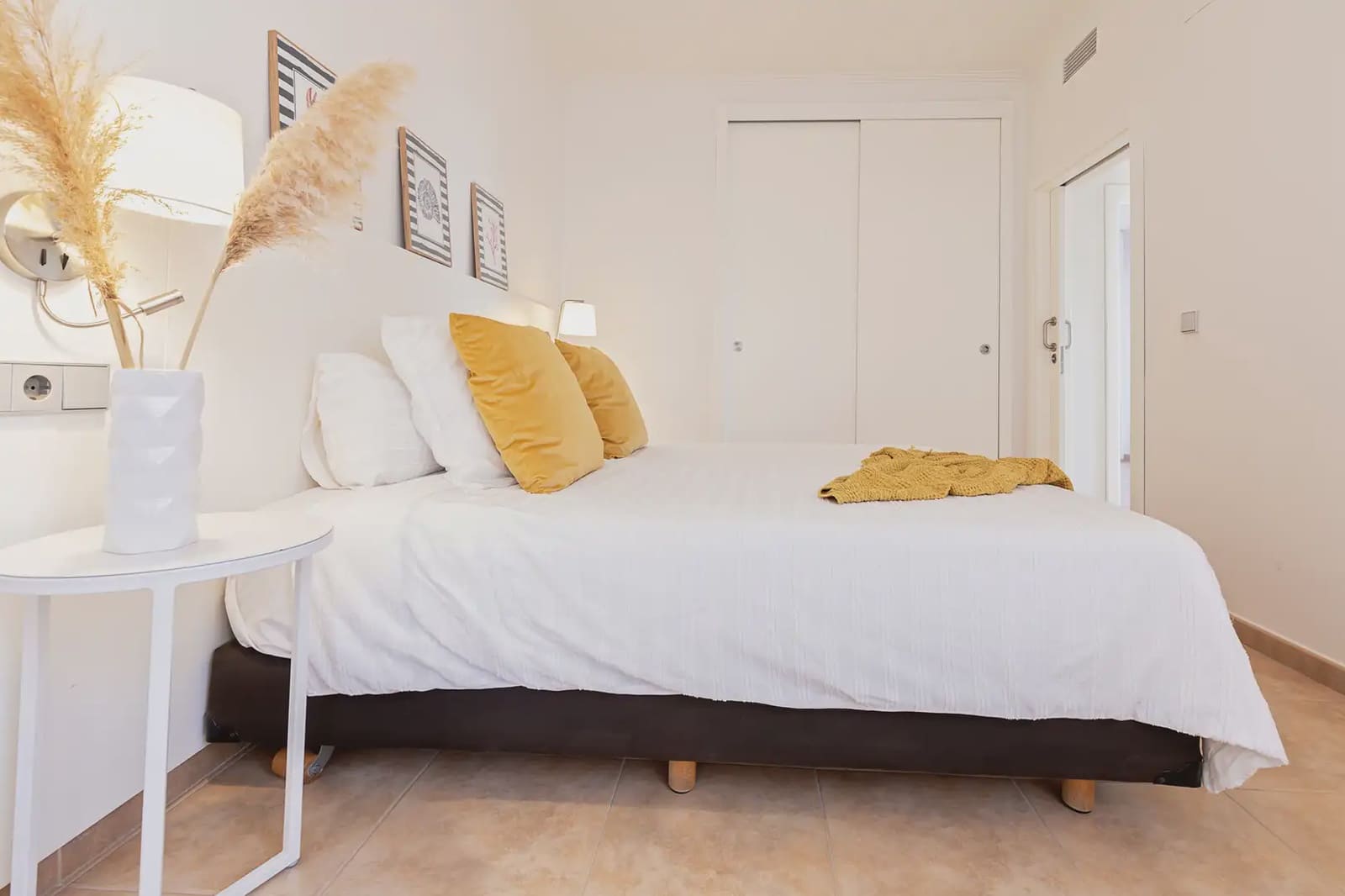 Apartamento de 2 habitaciones en Islantilla en alquiler - 2.000 € (Ref: 9914039)