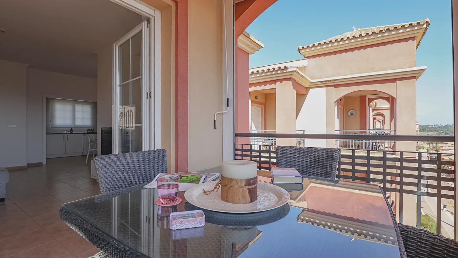 Apartamento de 2 habitaciones en Islantilla en alquiler - 2.000 € (Ref: 9914039)