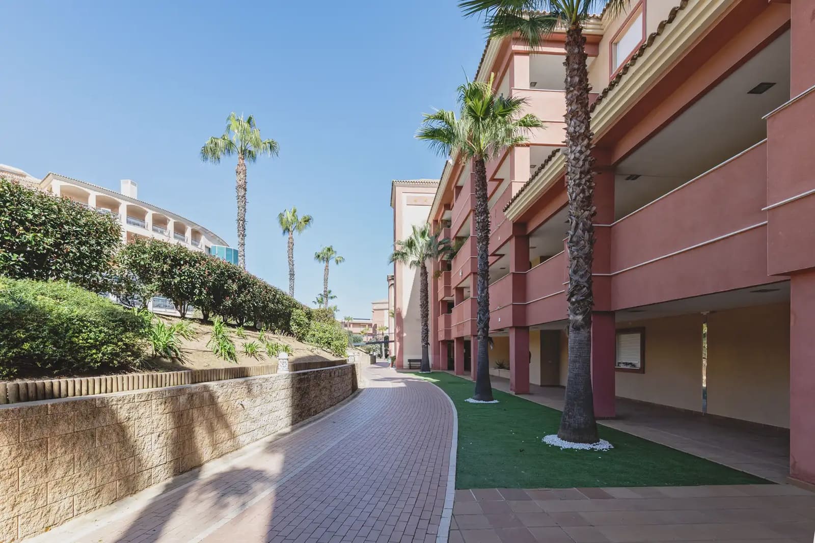 Apartamento de 2 habitaciones en Islantilla en alquiler - 2.000 € (Ref: 9914039)