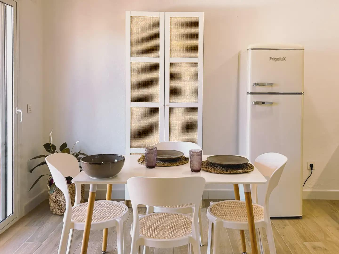 1 Zimmer Apartment zu vermieten in Islantilla mit Pool Garage - 1.250 € (Ref: 9914042)