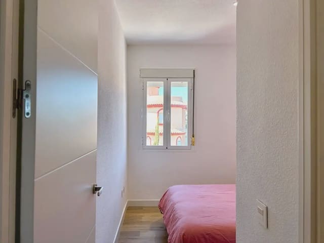1 Zimmer Apartment zu vermieten in Islantilla, Isla Cristina mit Pool Garage - 1.250 € (Ref: 9914042)