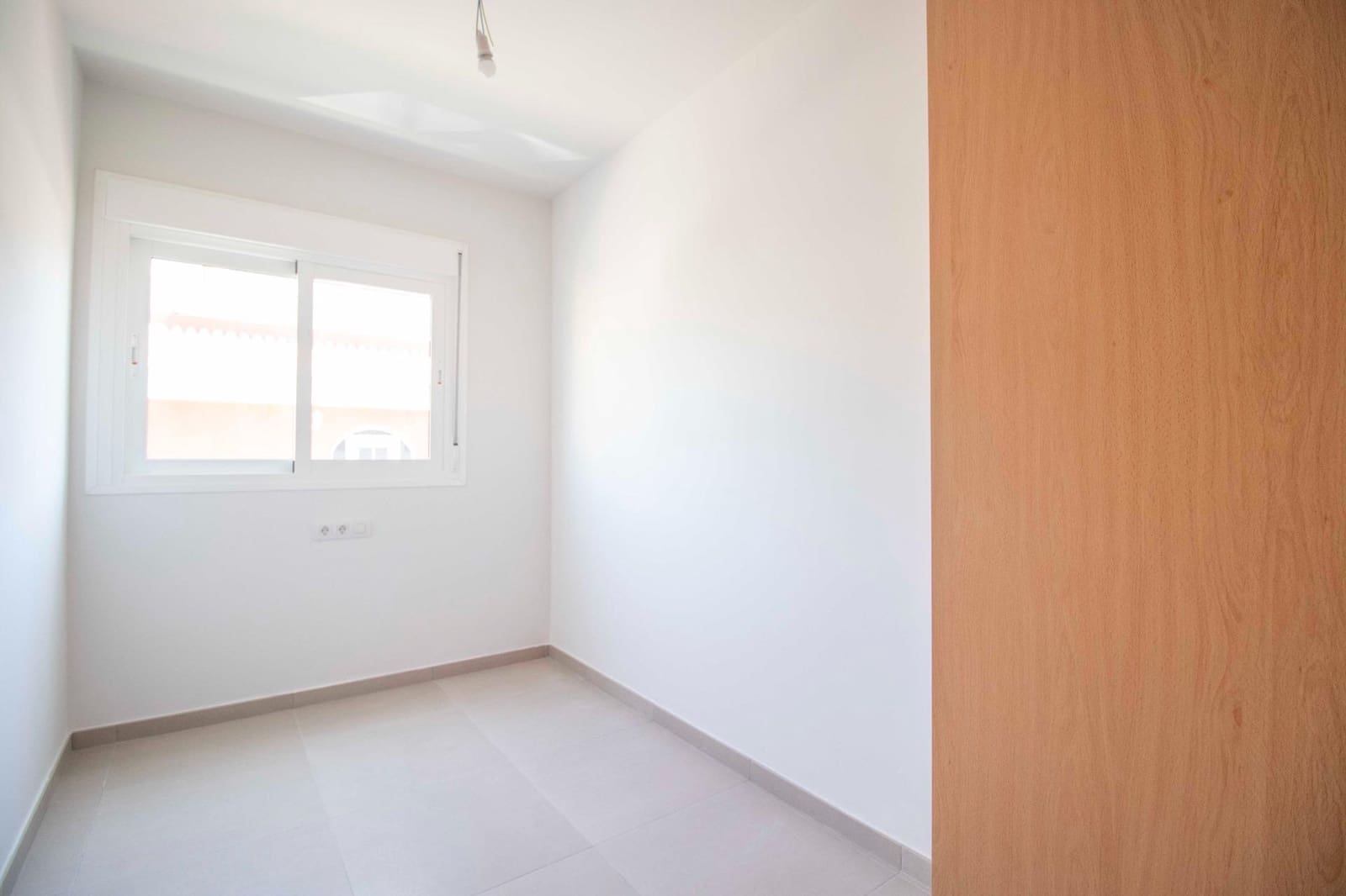 Piso de 2 habitaciones en Buzanada en venta con garaje - 185.000 € (Ref: 10059212)