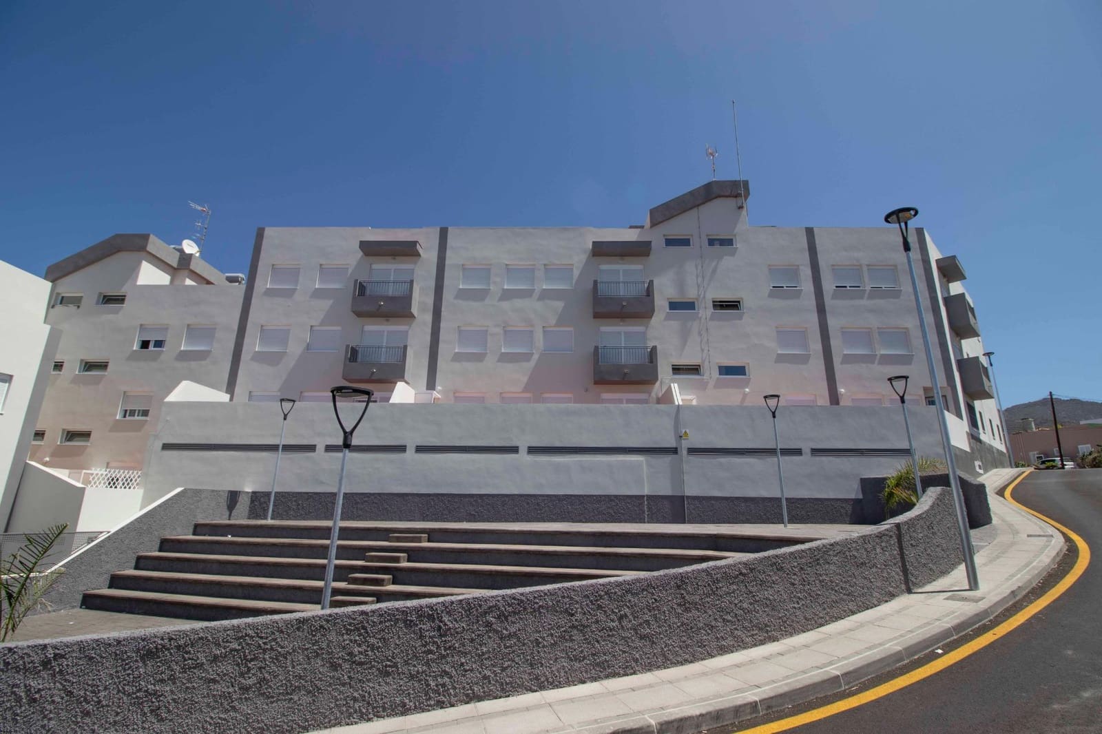 Piso de 2 habitaciones en Buzanada en venta con garaje - 185.000 € (Ref: 10059212)