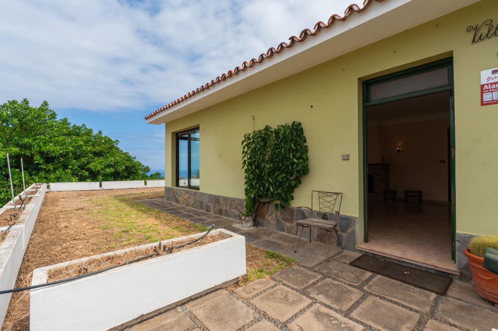 3 slaapkamer Villa te koop in Puerto de la Cruz met garage - € 539.000 (Ref: 10068004)