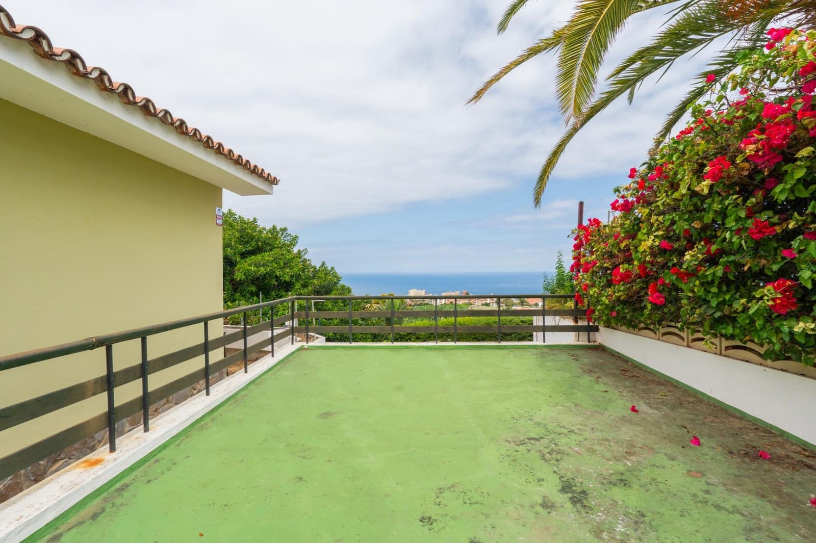 3 slaapkamer Villa te koop in Puerto de la Cruz met garage - € 539.000 (Ref: 10068004)