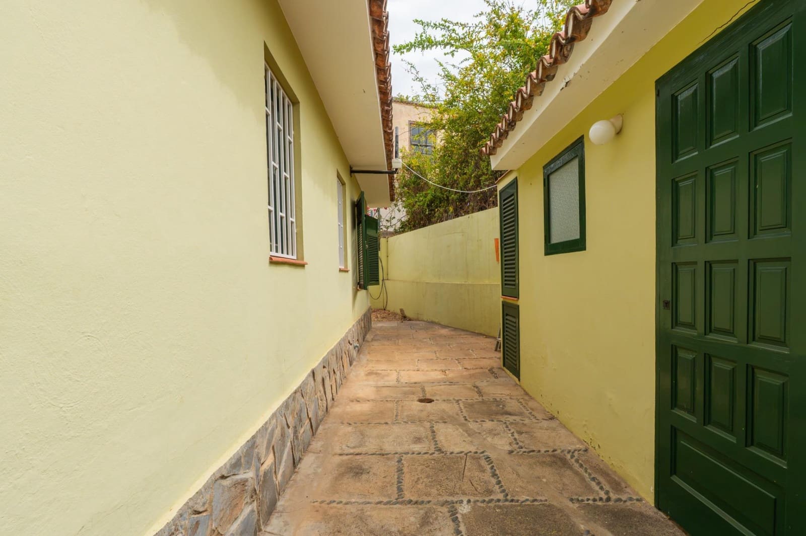 3 slaapkamer Villa te koop in Puerto de la Cruz met garage - € 539.000 (Ref: 10068004)