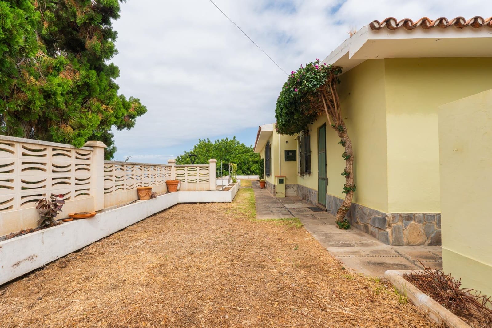 3 slaapkamer Villa te koop in Puerto de la Cruz met garage - € 539.000 (Ref: 10068004)