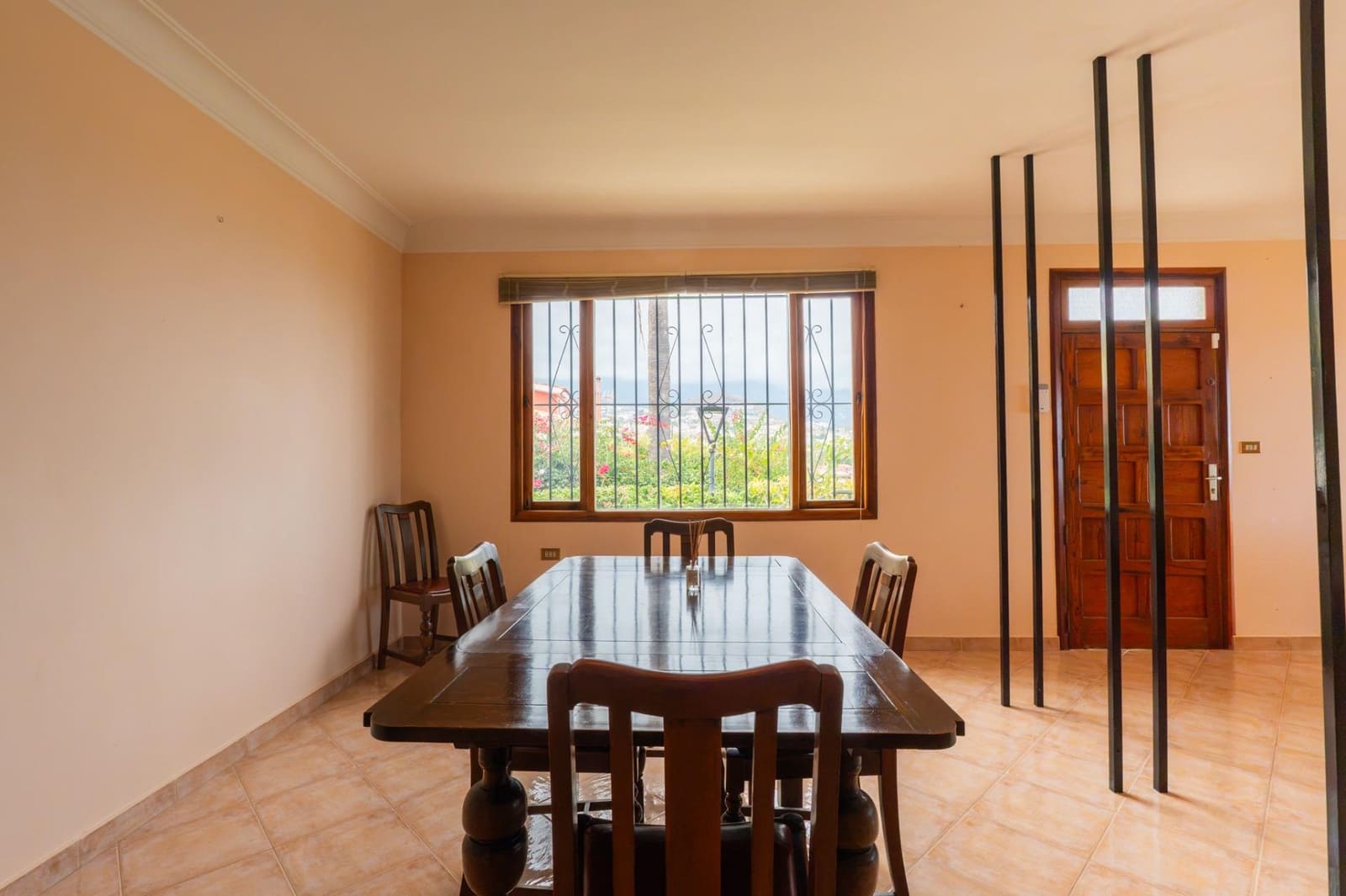 3 slaapkamer Villa te koop in Puerto de la Cruz met garage - € 539.000 (Ref: 10068004)