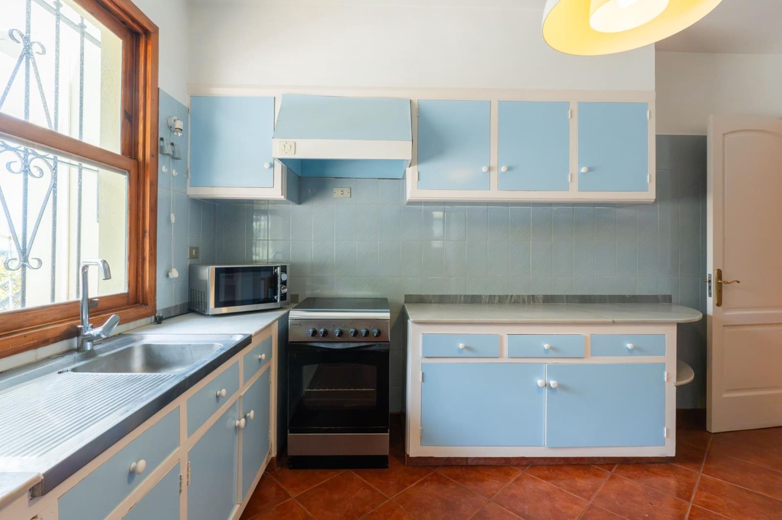 3 slaapkamer Villa te koop in Puerto de la Cruz met garage - € 539.000 (Ref: 10068004)