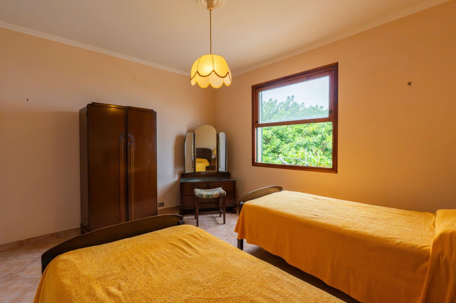 3 slaapkamer Villa te koop in Puerto de la Cruz met garage - € 539.000 (Ref: 10068004)