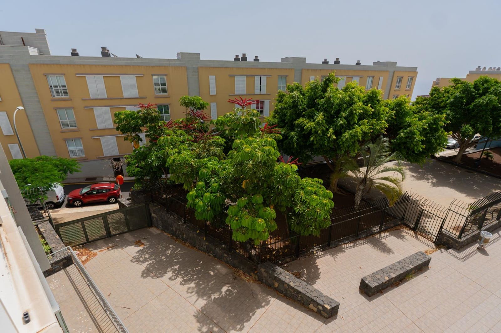 2 bedroom Flat for rent in Acoran with garage - € 1,100 (Ref: 10109774)