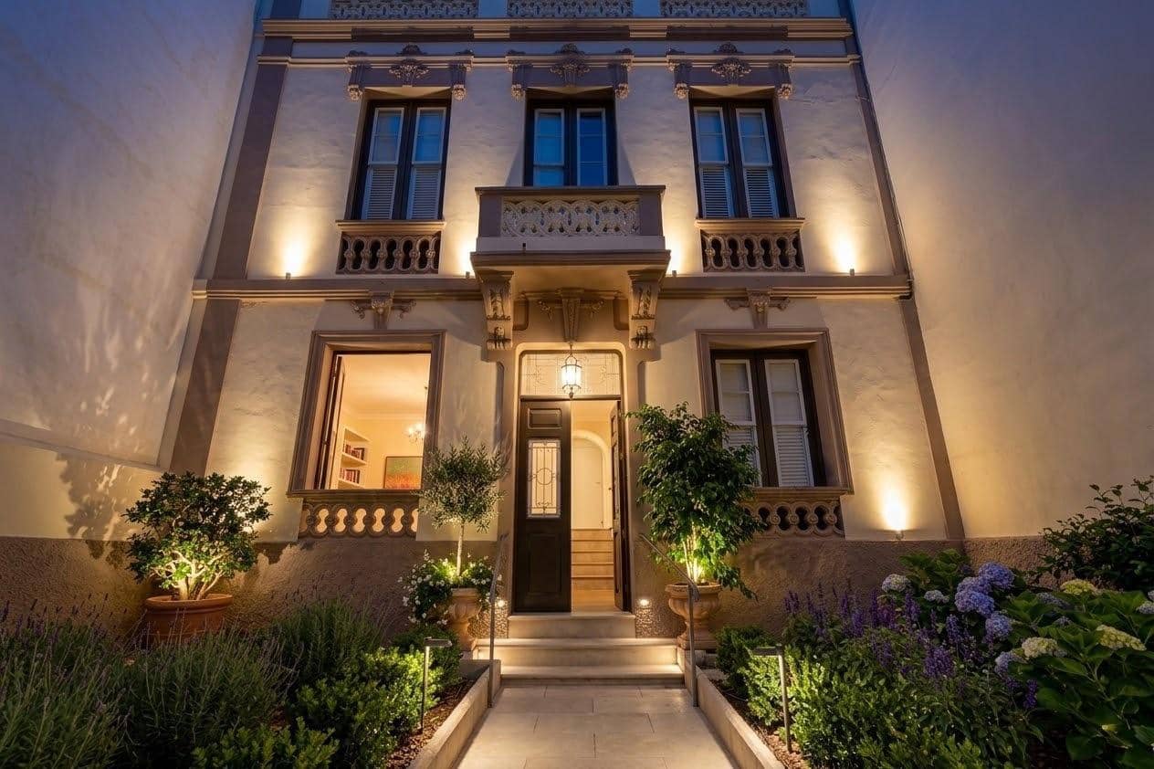 6 bedroom Terraced Villa for sale in Santa Cruz de Tenerife with garage - € 525,000 (Ref: 10109775)