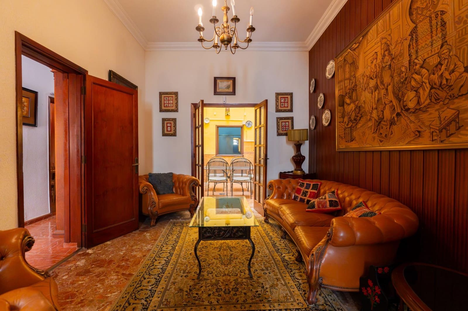 6 bedroom Terraced Villa for sale in Santa Cruz de Tenerife with garage - € 525,000 (Ref: 10109775)