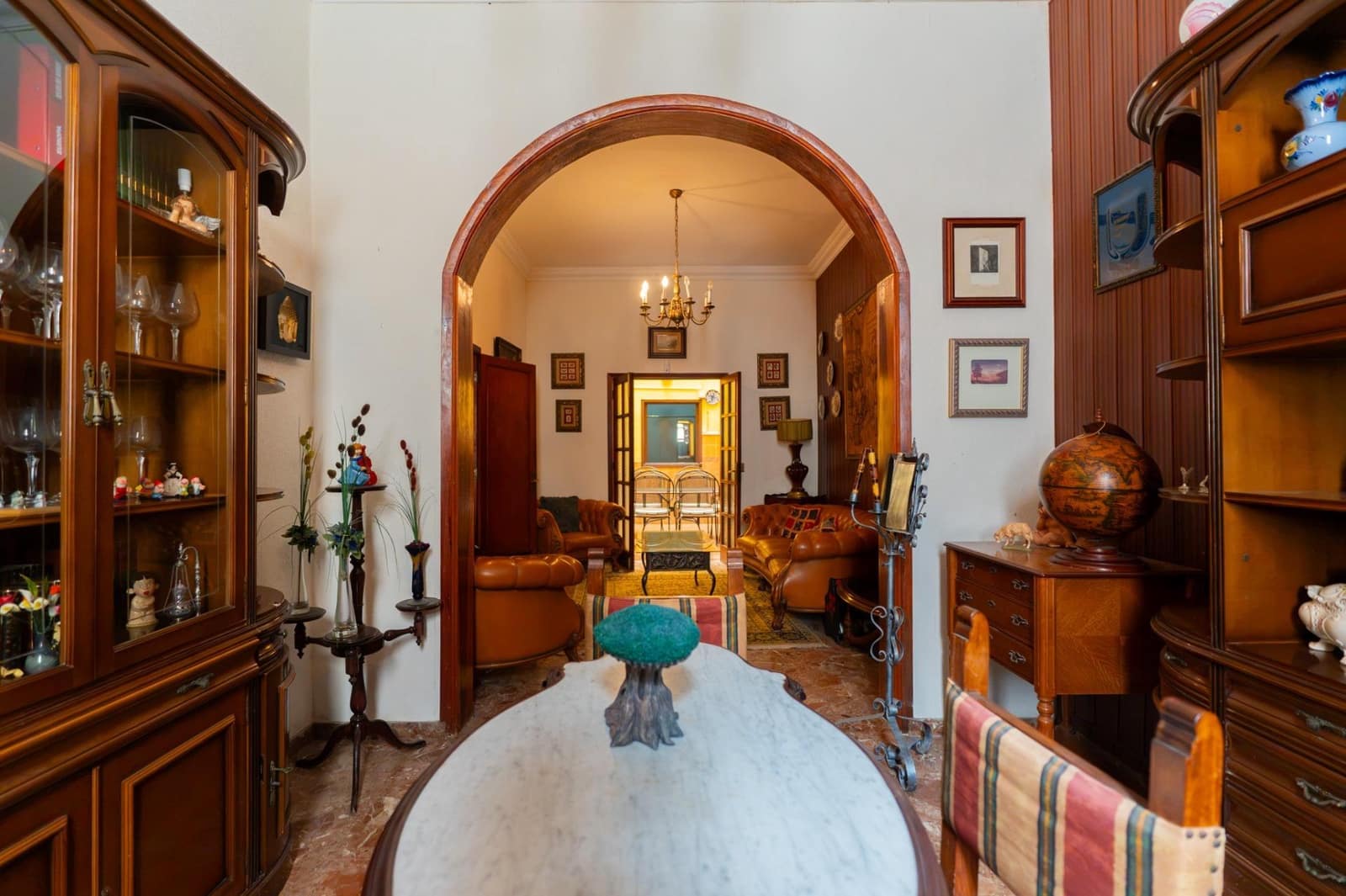 6 bedroom Terraced Villa for sale in Santa Cruz de Tenerife with garage - € 525,000 (Ref: 10109775)