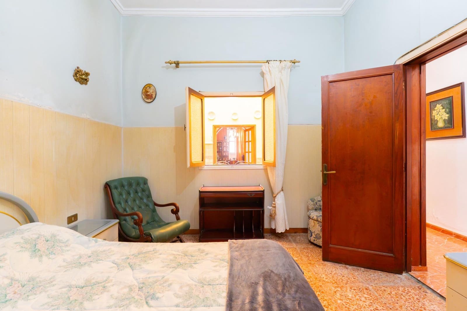 6 bedroom Terraced Villa for sale in Santa Cruz de Tenerife with garage - € 525,000 (Ref: 10109775)