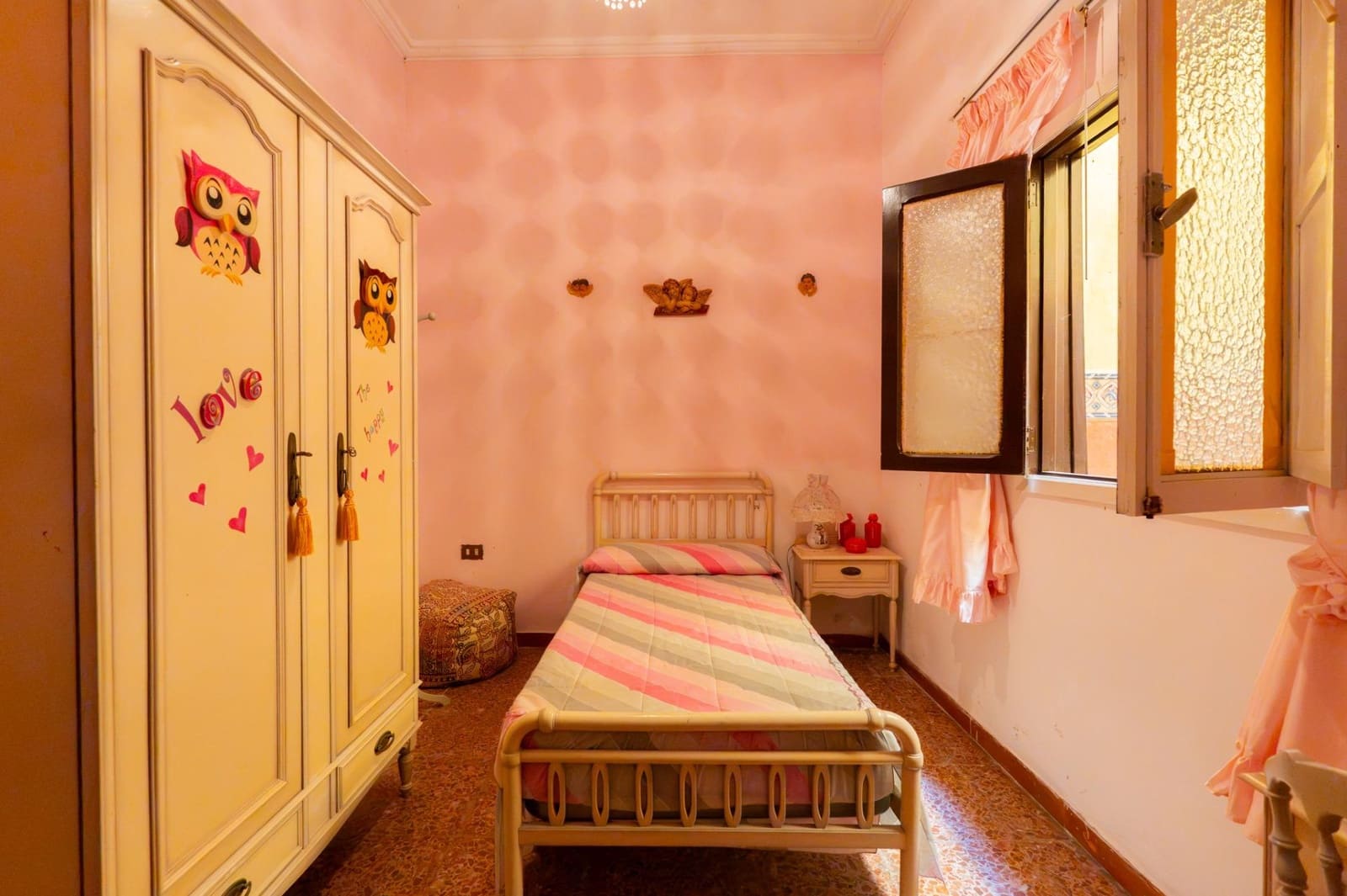 6 bedroom Terraced Villa for sale in Santa Cruz de Tenerife with garage - € 525,000 (Ref: 10109775)