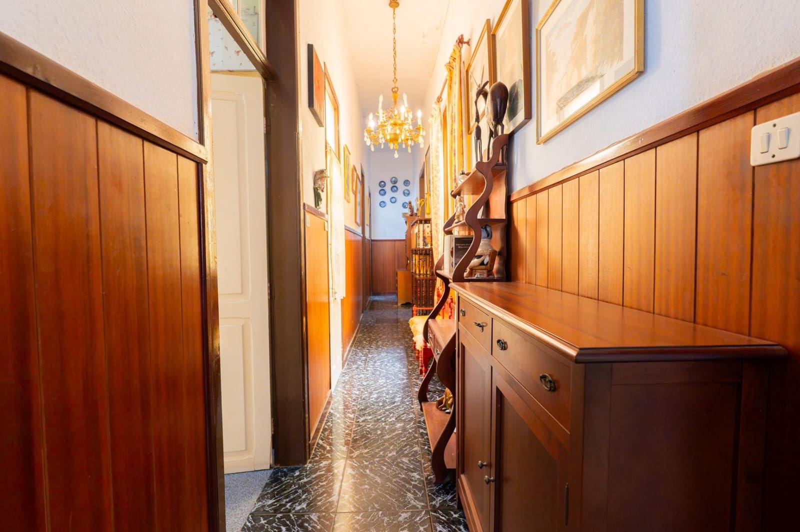 6 bedroom Terraced Villa for sale in Santa Cruz de Tenerife with garage - € 525,000 (Ref: 10109775)