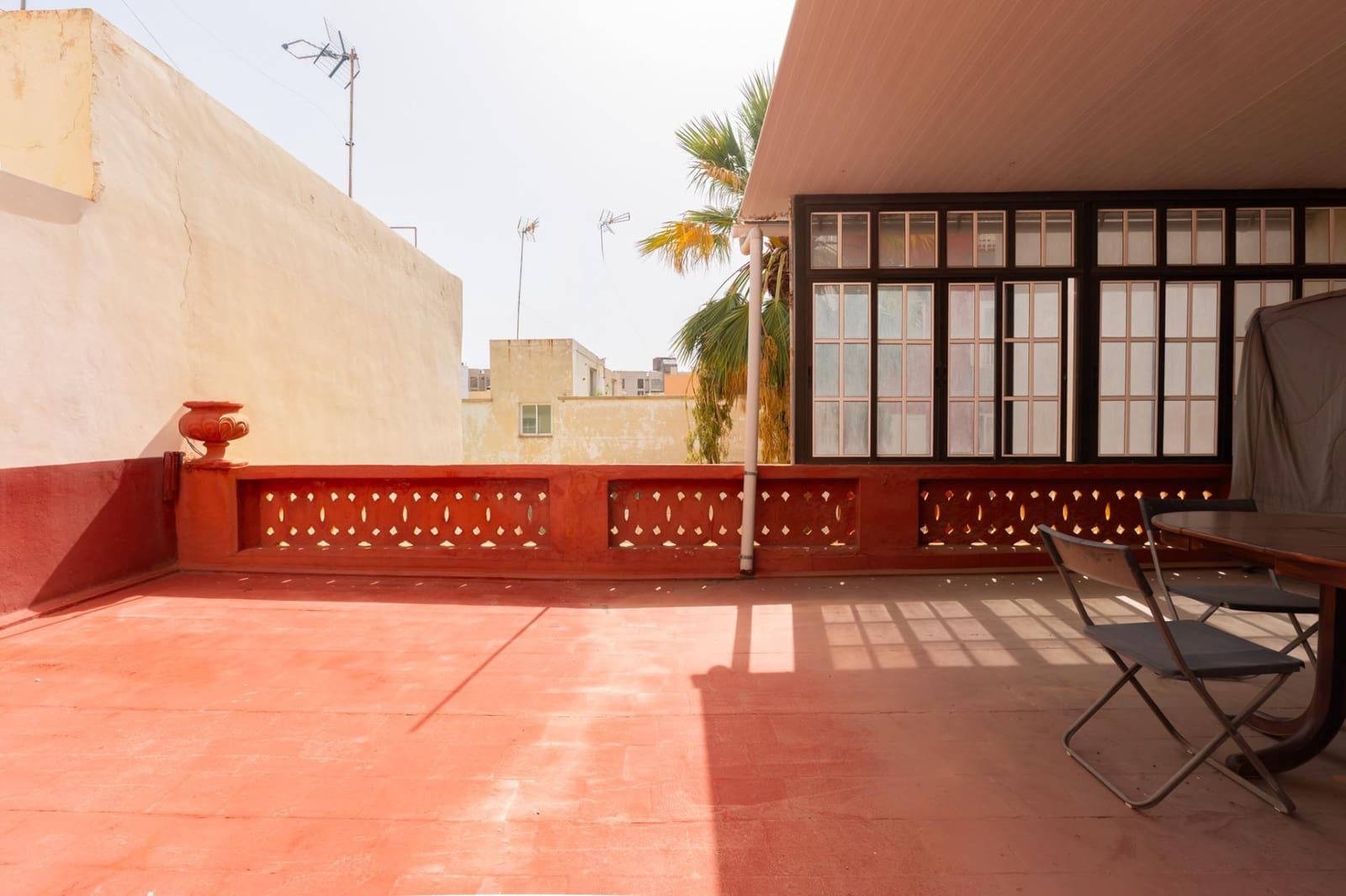 6 bedroom Terraced Villa for sale in Santa Cruz de Tenerife with garage - € 525,000 (Ref: 10109775)