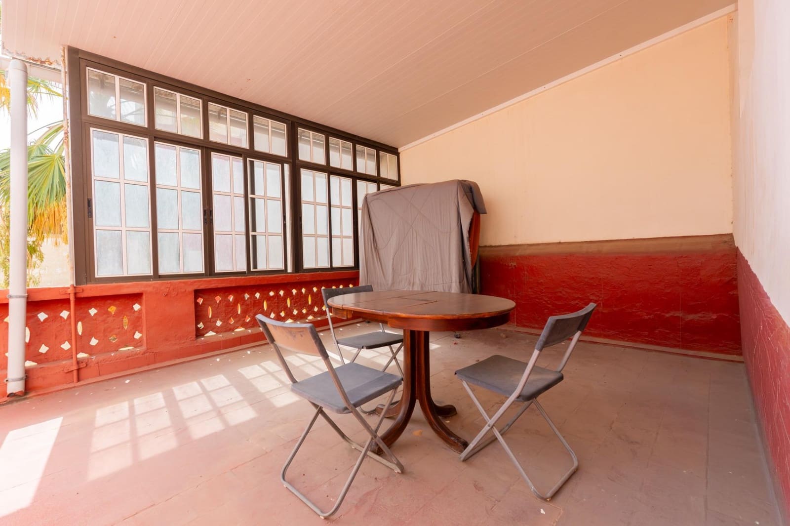 6 bedroom Terraced Villa for sale in Santa Cruz de Tenerife with garage - € 525,000 (Ref: 10109775)