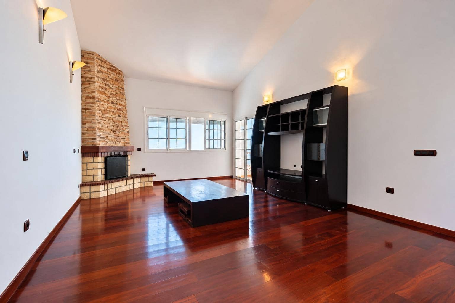 5 sovrum Villa att hyra i Tabaiba med pool garage - 3 700 € (Ref: 10136129)