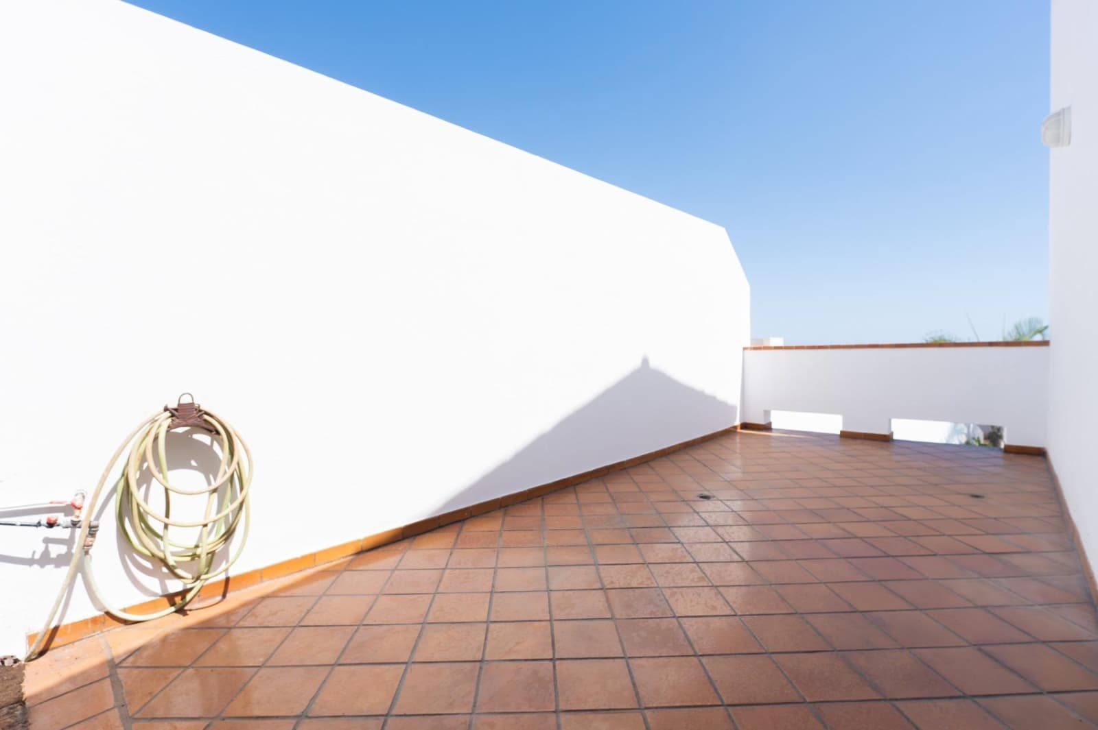 5 sovrum Villa att hyra i Tabaiba med pool garage - 3 700 € (Ref: 10136129)