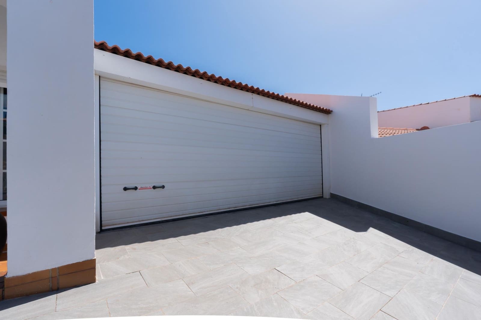 5 sovrum Villa att hyra i Tabaiba med pool garage - 3 700 € (Ref: 10136129)