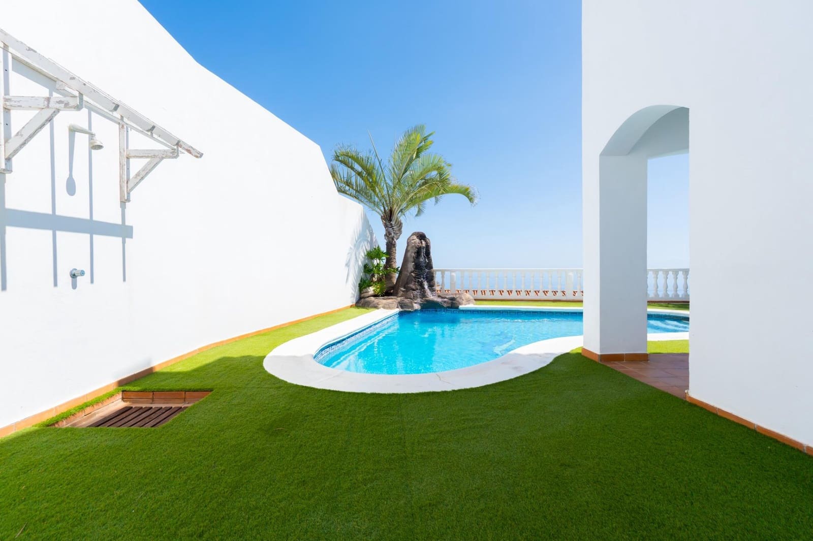 5 sovrum Villa att hyra i Tabaiba med pool garage - 3 700 € (Ref: 10136129)
