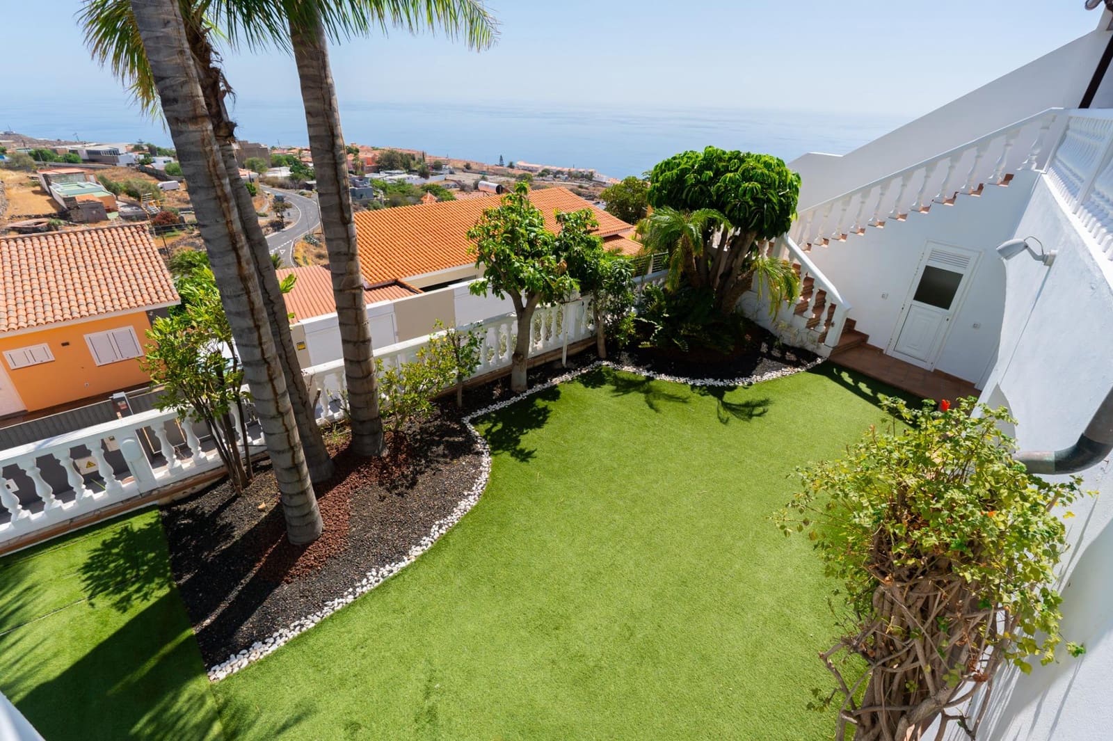 5 sovrum Villa att hyra i Tabaiba med pool garage - 3 700 € (Ref: 10136129)