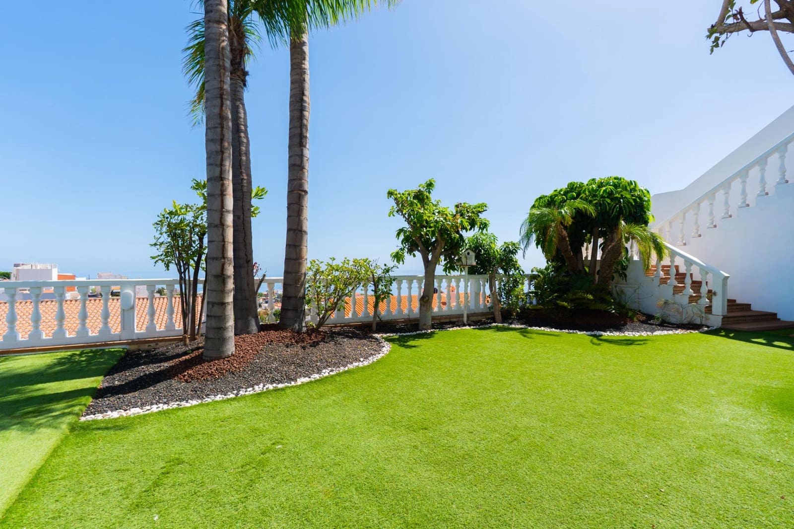 5 sovrum Villa att hyra i Tabaiba med pool garage - 3 700 € (Ref: 10136129)